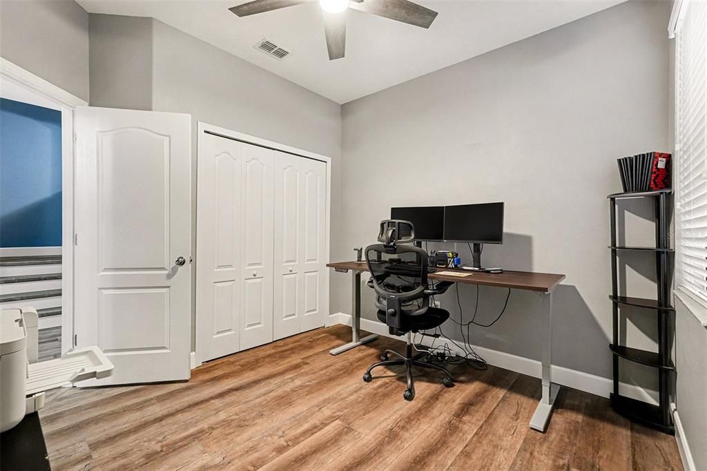 En Venta: $434,975 (5 camas, 3 baños, 2625 Pies cuadrados)