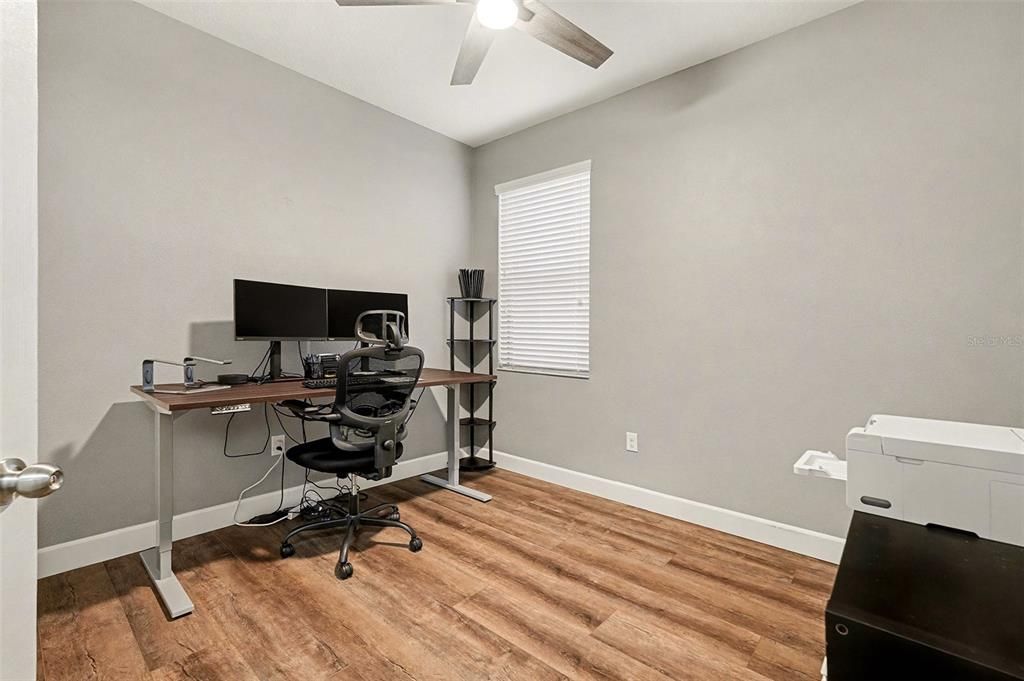 En Venta: $434,975 (5 camas, 3 baños, 2625 Pies cuadrados)