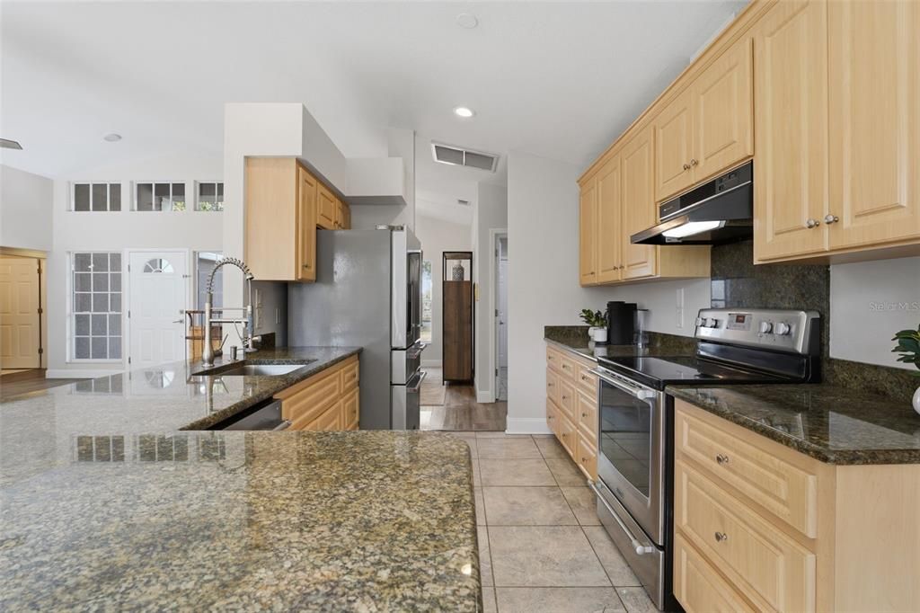 For Sale: $649,000 (3 beds, 2 baths, 1774 Square Feet)