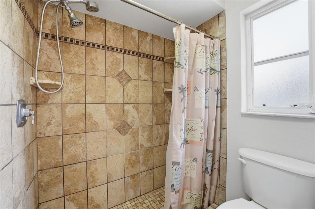 For Sale: $649,000 (3 beds, 2 baths, 1774 Square Feet)