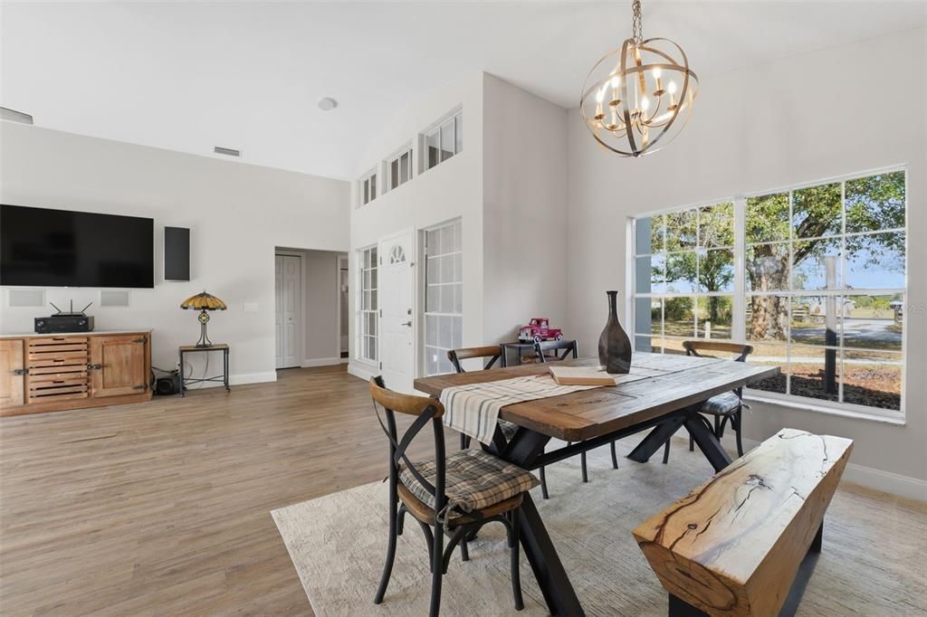 For Sale: $649,000 (3 beds, 2 baths, 1774 Square Feet)