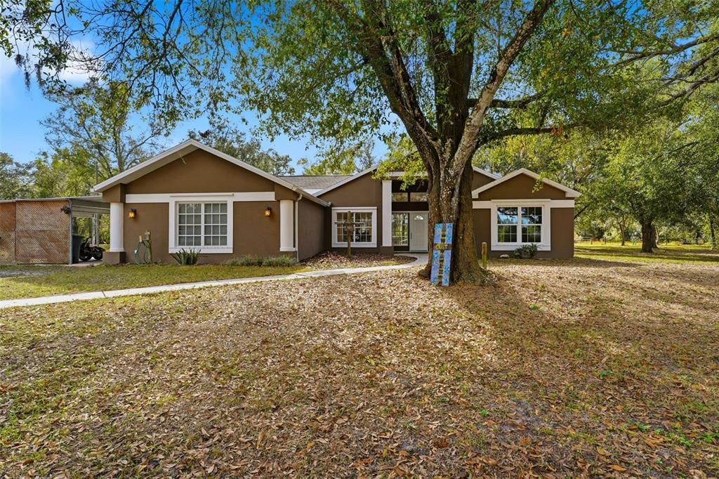 For Sale: $649,000 (3 beds, 2 baths, 1774 Square Feet)