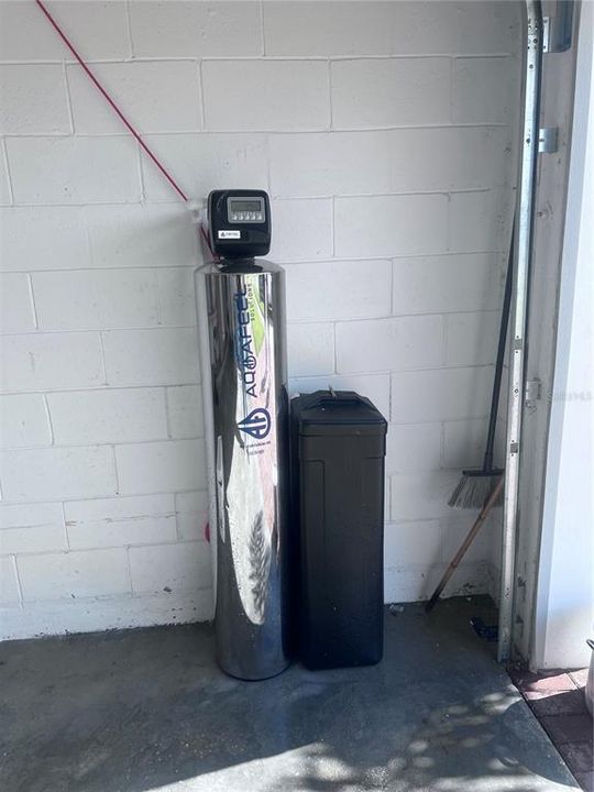 待售: $415,000 (4 贝兹, 3 浴室, 2404 平方英尺)