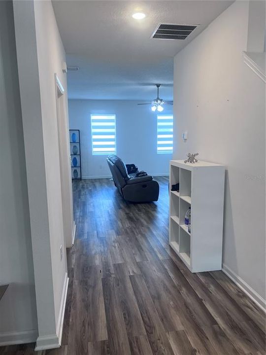 待售: $415,000 (4 贝兹, 3 浴室, 2404 平方英尺)