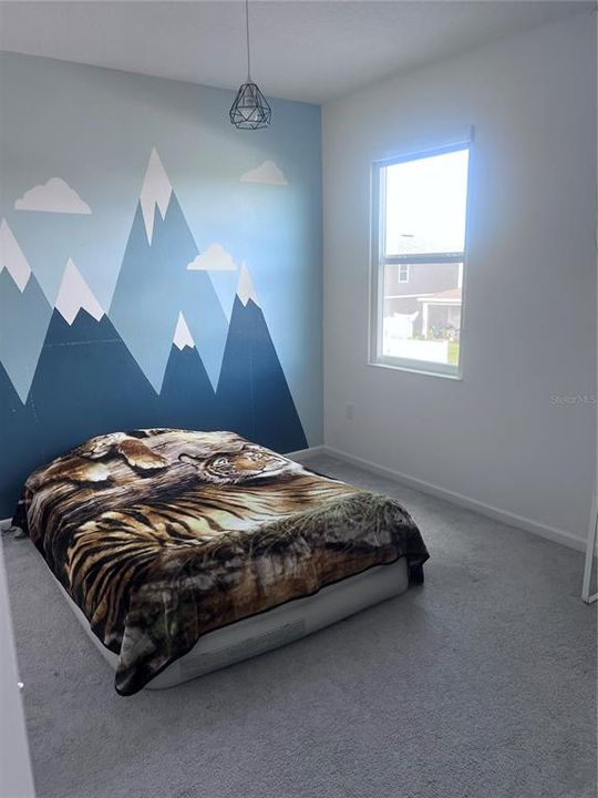 待售: $415,000 (4 贝兹, 3 浴室, 2404 平方英尺)