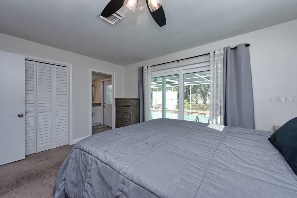 For Sale: $565,000 (4 beds, 2 baths, 2016 Square Feet)