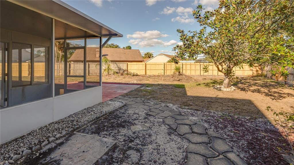 For Sale: $360,000 (3 beds, 2 baths, 1306 Square Feet)