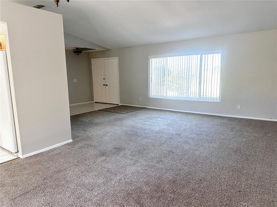 На продажу: $325,000 (3 спален, 2 ванн, 2097 Квадратных фут)