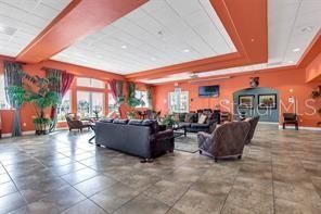 For Sale: $262,000 (2 beds, 2 baths, 1015 Square Feet)