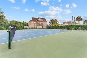 For Sale: $262,000 (2 beds, 2 baths, 1015 Square Feet)