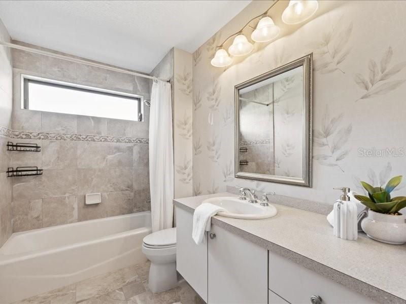 For Sale: $550,000 (3 beds, 2 baths, 2010 Square Feet)