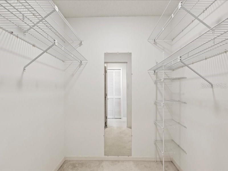 For Sale: $550,000 (3 beds, 2 baths, 2010 Square Feet)