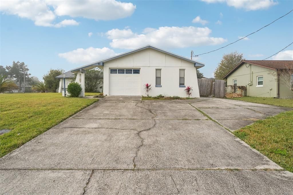 En Venta: $337,500 (3 camas, 3 baños, 1856 Pies cuadrados)