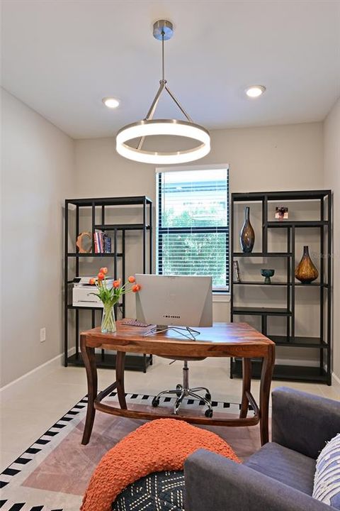 For Rent: $4,500 (3 beds, 2 baths, 2084 Square Feet)