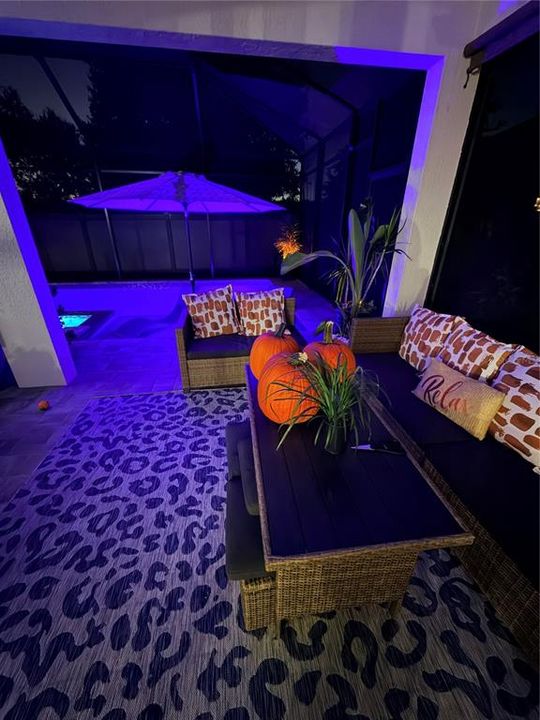 For Rent: $4,500 (3 beds, 2 baths, 2084 Square Feet)