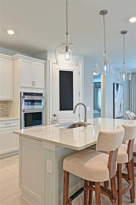 For Rent: $4,500 (3 beds, 2 baths, 2084 Square Feet)