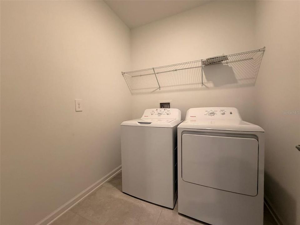 For Rent: $2,800 (4 beds, 3 baths, 2455 Square Feet)