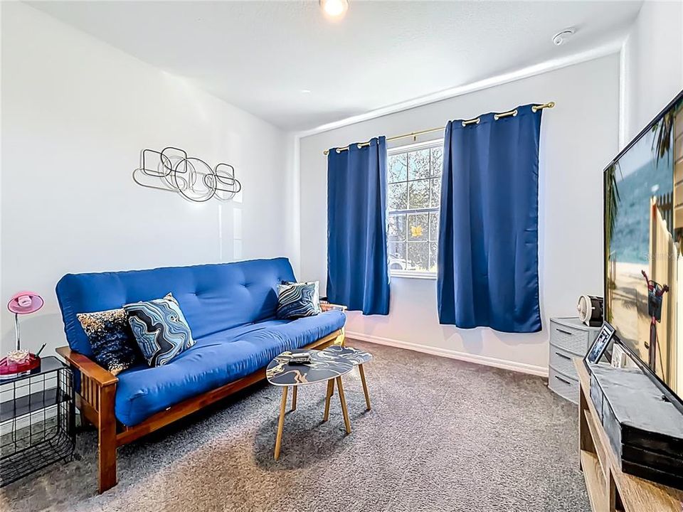 待售: $385,711 (2 贝兹, 2 浴室, 2104 平方英尺)