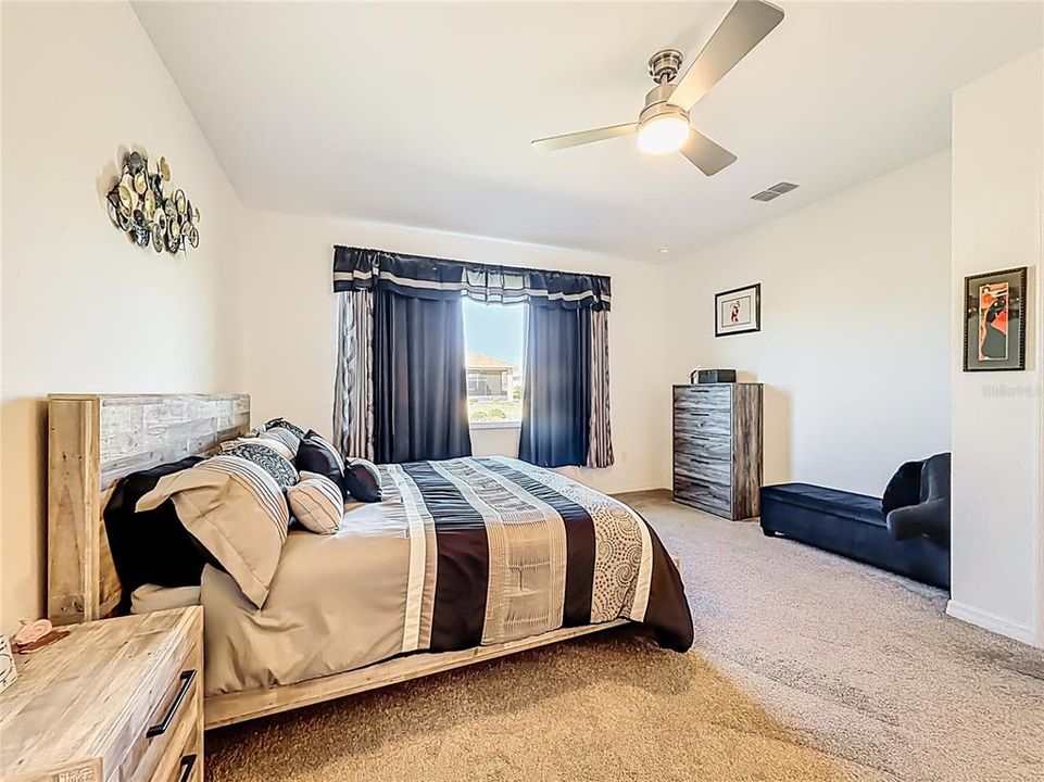 待售: $385,711 (2 贝兹, 2 浴室, 2104 平方英尺)