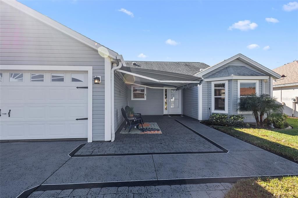 For Sale: $385,000 (3 beds, 2 baths, 1932 Square Feet)