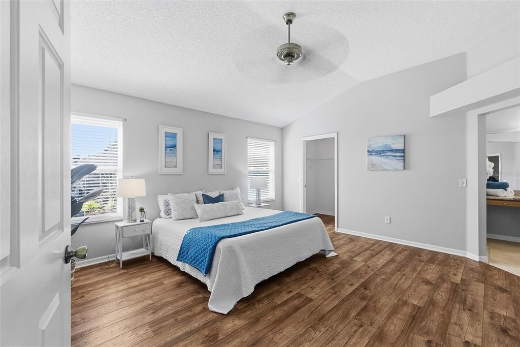 For Sale: $385,000 (3 beds, 2 baths, 1932 Square Feet)