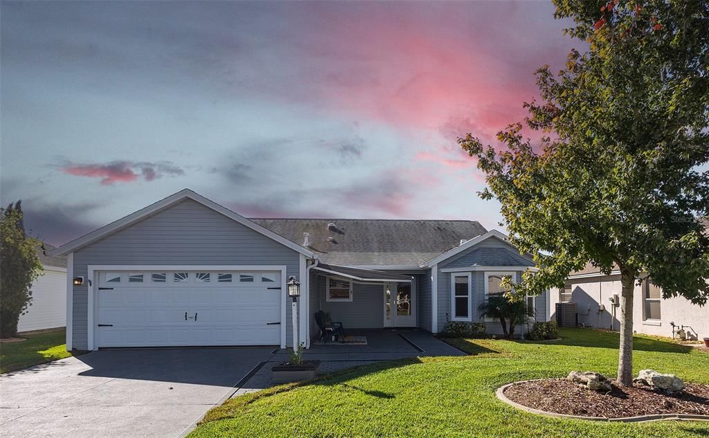 For Sale: $385,000 (3 beds, 2 baths, 1932 Square Feet)