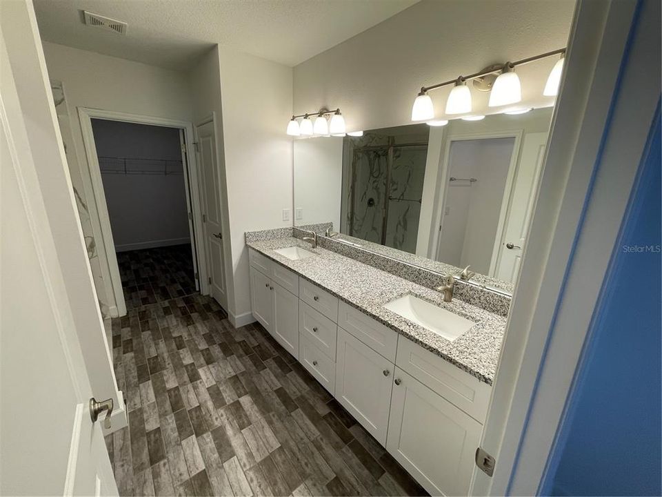 For Sale: $338,000 (3 beds, 2 baths, 1822 Square Feet)