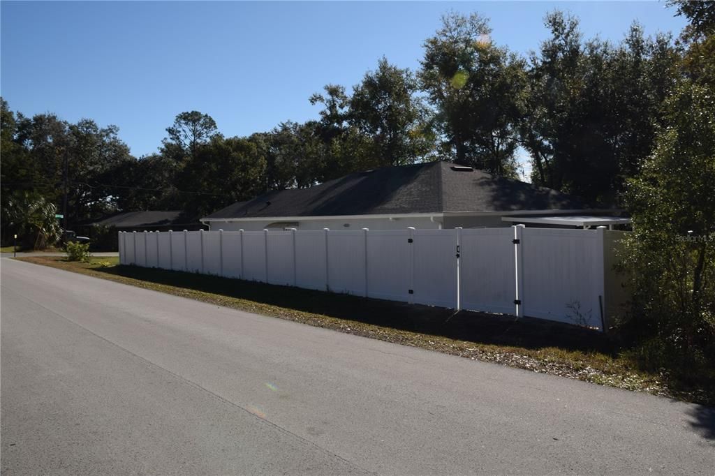 For Sale: $338,000 (3 beds, 2 baths, 1822 Square Feet)