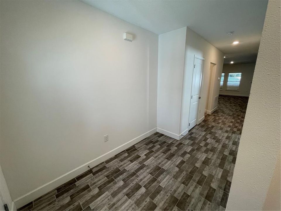 For Sale: $338,000 (3 beds, 2 baths, 1822 Square Feet)