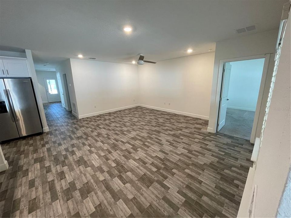 For Sale: $338,000 (3 beds, 2 baths, 1822 Square Feet)