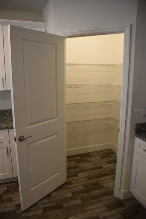 For Sale: $338,000 (3 beds, 2 baths, 1822 Square Feet)