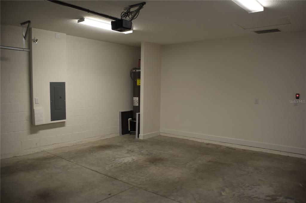 For Sale: $338,000 (3 beds, 2 baths, 1822 Square Feet)