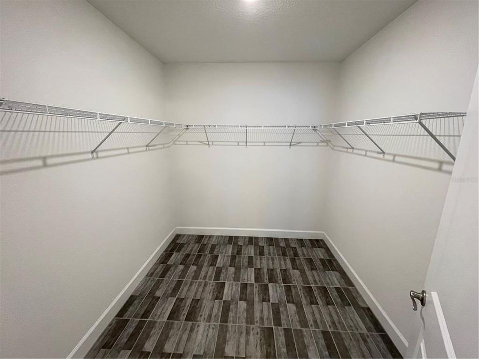 For Sale: $338,000 (3 beds, 2 baths, 1822 Square Feet)