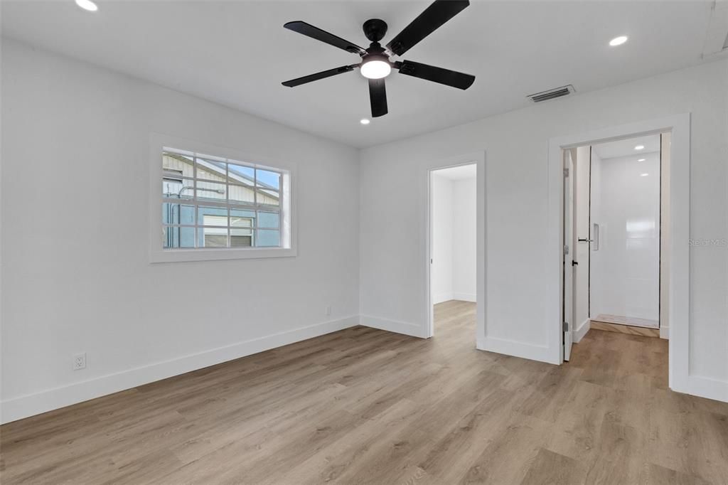 待售: $340,000 (3 贝兹, 2 浴室, 1171 平方英尺)