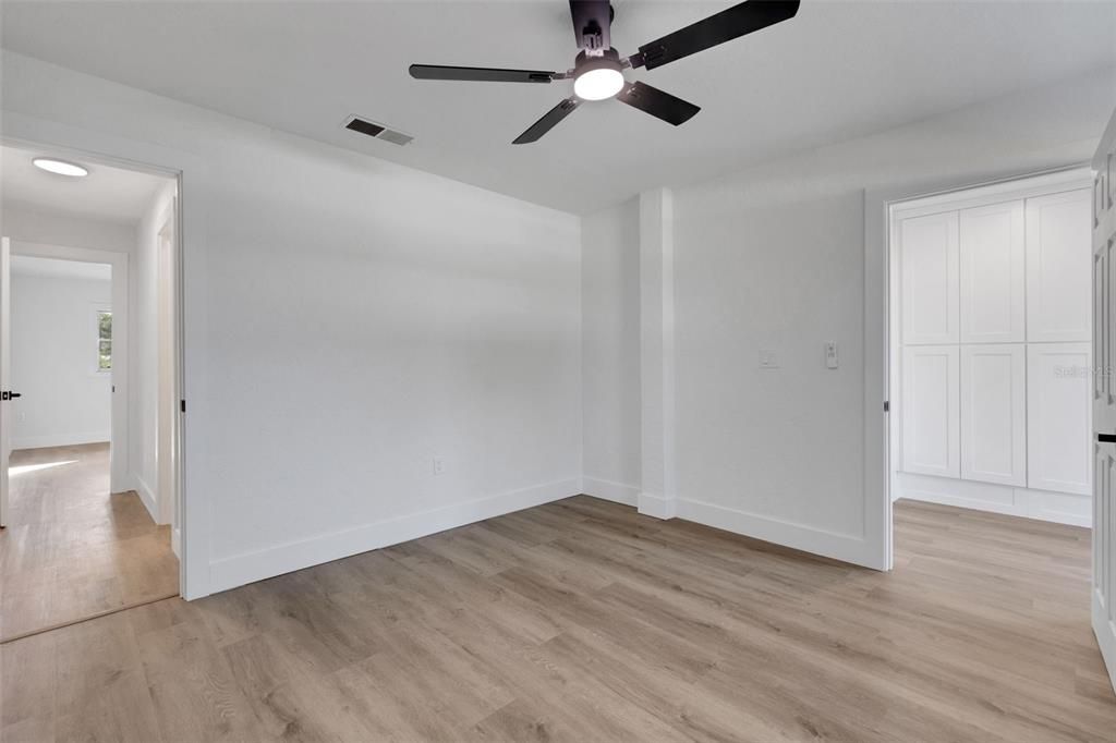 待售: $340,000 (3 贝兹, 2 浴室, 1171 平方英尺)