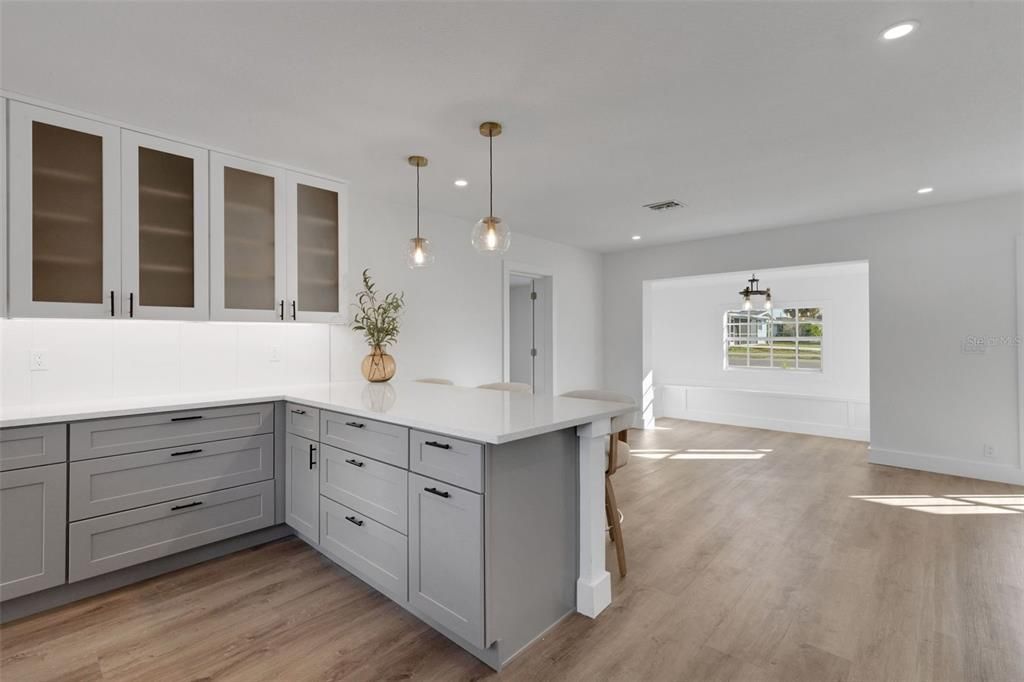 待售: $340,000 (3 贝兹, 2 浴室, 1171 平方英尺)