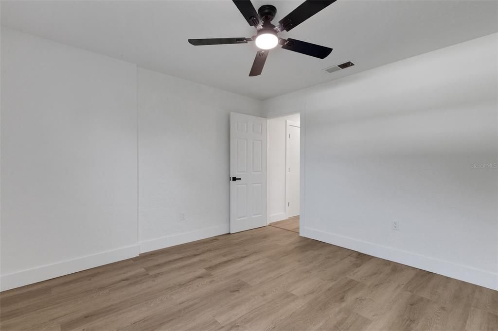 待售: $340,000 (3 贝兹, 2 浴室, 1171 平方英尺)