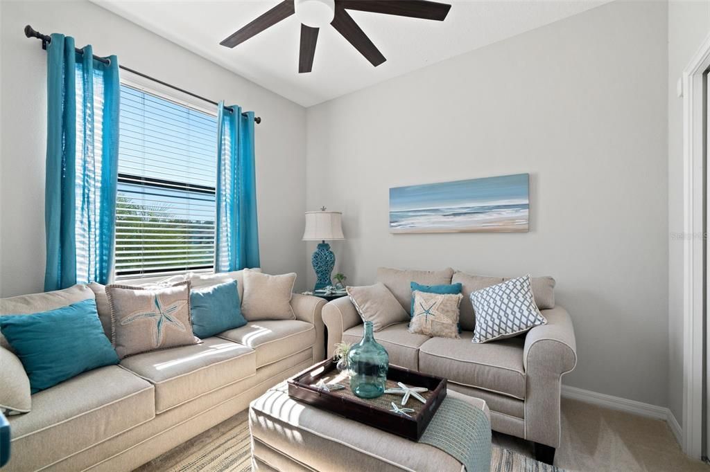 For Sale: $370,000 (4 beds, 2 baths, 1963 Square Feet)