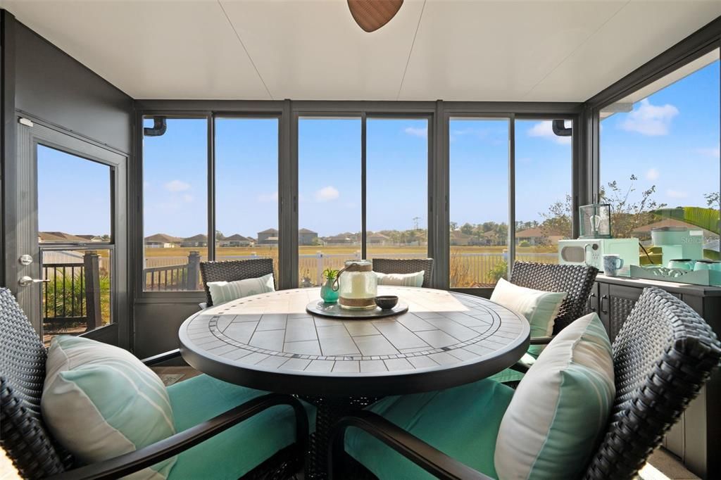 For Sale: $370,000 (4 beds, 2 baths, 1963 Square Feet)