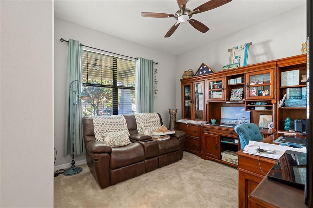 For Sale: $370,000 (4 beds, 2 baths, 1963 Square Feet)