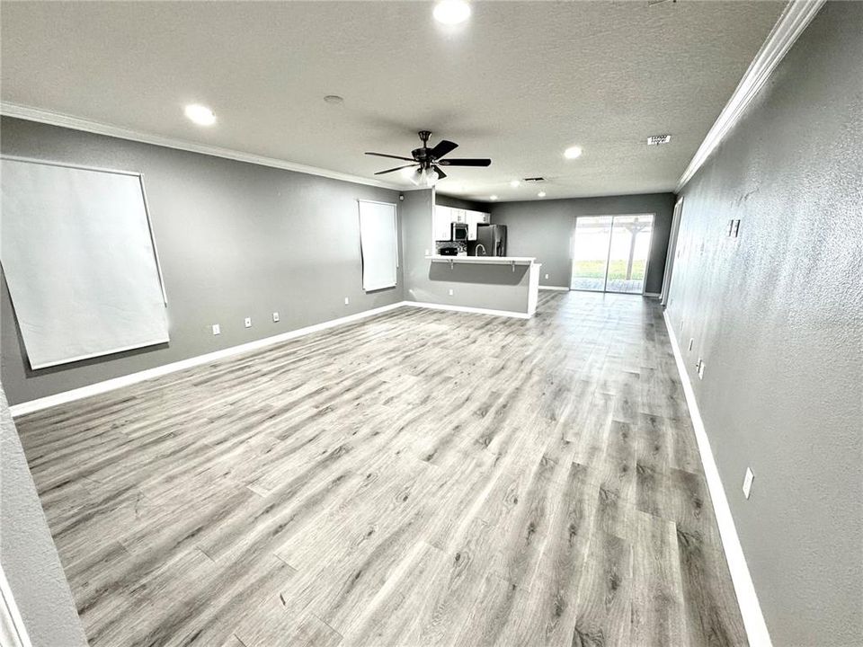 出租: $2,500 (3 贝兹, 2 浴室, 1692 平方英尺)