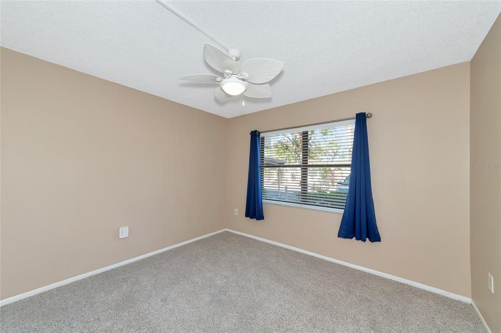 For Rent: $1,400 (2 beds, 2 baths, 1050 Square Feet)