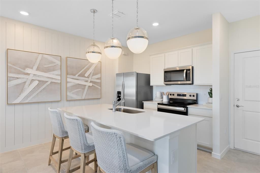 For Sale: $399,990 (3 beds, 2 baths, 1553 Square Feet)