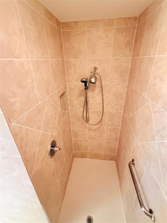 待售: $364,000 (3 贝兹, 2 浴室, 1521 平方英尺)