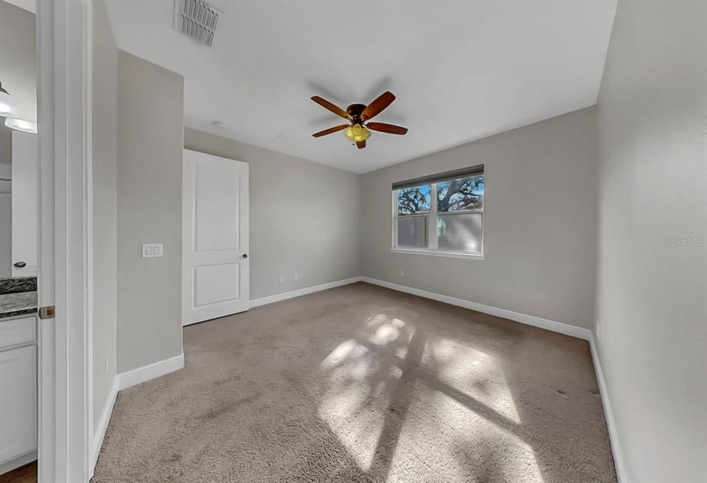 For Sale: $349,000 (3 beds, 2 baths, 1962 Square Feet)
