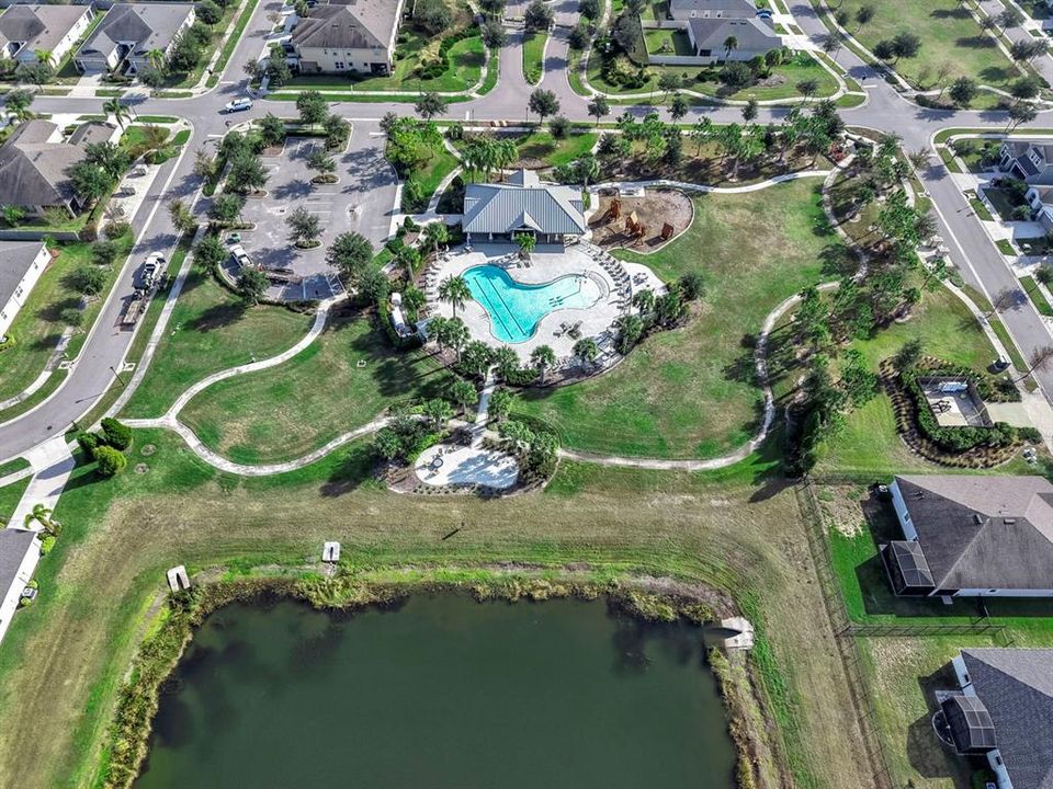 For Sale: $349,000 (3 beds, 2 baths, 1962 Square Feet)