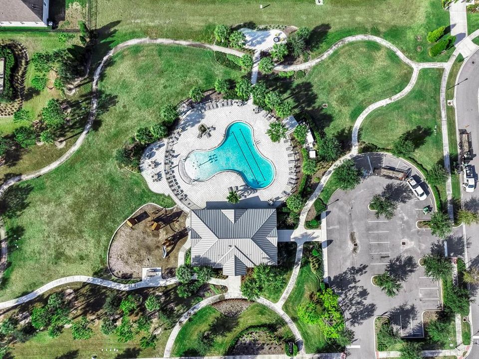 For Sale: $349,000 (3 beds, 2 baths, 1962 Square Feet)