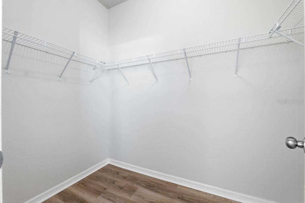 For Rent: $2,800 (3 beds, 2 baths, 1554 Square Feet)