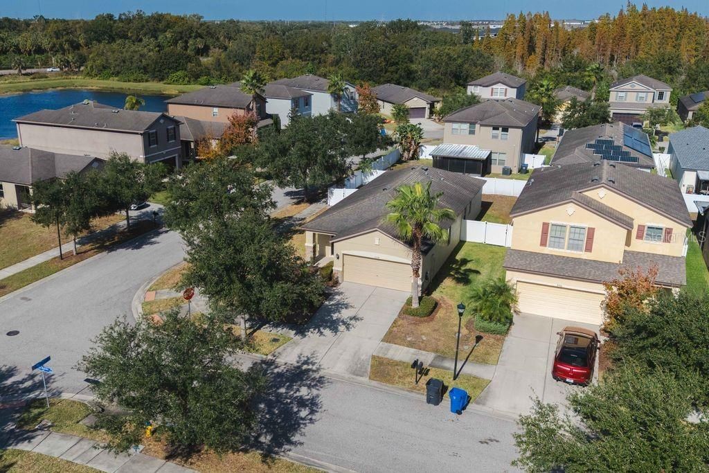 For Rent: $2,800 (3 beds, 2 baths, 1554 Square Feet)