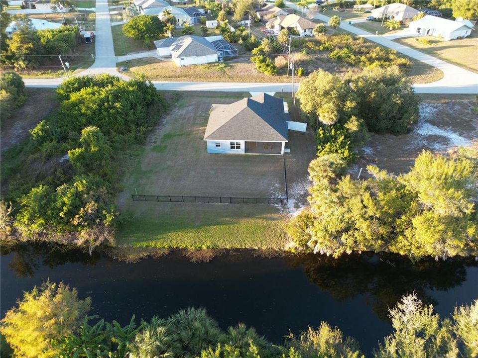 For Sale: $419,900 (3 beds, 2 baths, 1553 Square Feet)